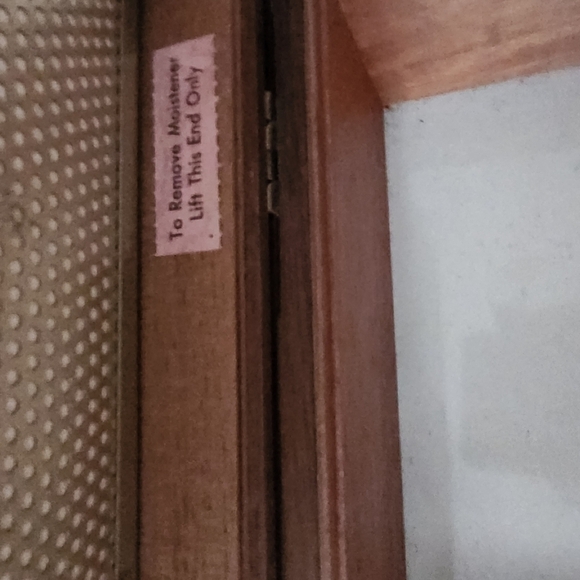 Walnut antique humidor - Picture 2 of 5